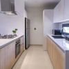 Отель Modern and Spacious Condo Steps From the Beach, фото 7