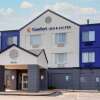 Отель Comfort Inn & Suites, фото 1