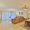 Отель Parkside boutique 3 bedroom apartment, фото 10