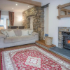 Отель Church Terrace - 3 Bedroom Cottage - Saundersfoot, фото 1