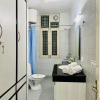 Отель BluO Modern 1BHK - DLF Galleria Market, фото 10