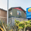 Отель Comfort Inn & Suites, фото 1