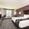 Отель La Quinta Inn & Suites by Wyndham Russellville, фото 6