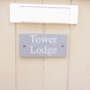 Отель Tower Lodge в Далмалли