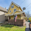 Отель Niagara Falls Getaway: Perfect Place To Unwind 2 Bedroom Home by RedAwning, фото 18