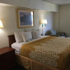 Отель Days Inn by Wyndham Fort Pierce Midtown, фото 2