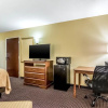 Отель Executive Inn & Suites, фото 4