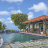 Отель Calypso Court - Private 1 bedroom villa with pool 1 Villa by RedAwning, фото 7