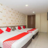 Отель OYO 1140 Mk Paradise Hotel, фото 35