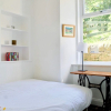 Отель Bright And Comfortable 2 Bedroom Flat, фото 10