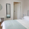 Отель Innes Road Durban Accommodation Private Double Room with Private Bathroom, фото 1