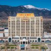 Отель The Antlers, A Wyndham Hotel в Колорадо-Спрингсе