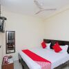 Отель OYO 44282 Gulshan Deluxe, фото 6