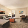Отель Embassy Suites by Hilton San Luis Obispo, фото 2