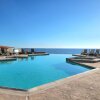 Отель 2BD Beach Front Condo with Pool & More (98506181), фото 15