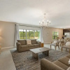 Отель Stunning Modern 4 Bed With Designer Pool Area, Davenport, US, фото 12