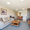 Отель The Beacon - Town Center Apartment 622, фото 3