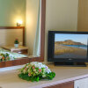 Отель Alianthos Beach Hotel, фото 2