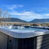 Отель Yellowstone Country Family Home w/ View & Hot Tub, фото 18
