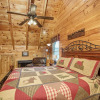 Отель Majestic Mountain View by Heritage Cabin Rentals, фото 14