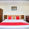 Отель OYO 24442 Amaze Inn, фото 3