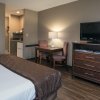 Отель Guest Inn & Suites - Midtown Medical Center, фото 23