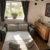 Отель Charming and Modern 3 bed Cottage in Wansford, фото 3