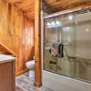 Отель Rustic Cabin w/ Screened Deck: 8 Mi to Dollywood, фото 8