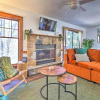 Отель Pocono Retreat, 1 Mi to State Park & Ski Access!, фото 6