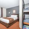 Отель Super 8 by Wyndham Quebec City, фото 6