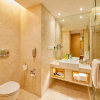 Отель Holiday Inn Mumbai International Airport, an IHG Hotel, фото 8