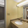 Отель Rose Garden Inn & Suites, фото 8