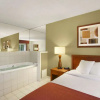 Отель Baymont Inn & Suites Evansville North/Haubstadt, фото 5