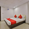 Отель OYO 12229 Hotel Sarvagya, фото 3