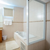 Отель Ocean View, Scenic and Amazing Villa, Beautiful Pool & Huge Rooftop Deck (HL9E), фото 7