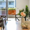 Отель Family Fun 3 Specious Bedroom Apartment in Epping, фото 2