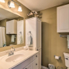 Отель Coastal Pet-friendly Home, Walk to Galveston Beach, фото 9