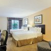 Отель Comfort Inn & Suites Conference Center, фото 5