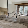 Отель Beautiful Peak District Cottage With Hot Tub, фото 5