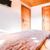 Отель Vue panoramique sur les montagnes plein Sud - T2 Skis aux pieds, Piscine, Jacuzzi, фото 10