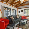 Отель Moonlight Ridge - 1929 by Big Bear Vacations, фото 6
