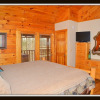 Отель Priscilla Heights Lane Cabin 3203 - 1 Br cabin by RedAwning, фото 4
