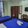 Отель Rooms R Us - Voyagers Palace, фото 3