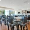 Отель SpringHill Suites by Marriott San Jose Airport, фото 24