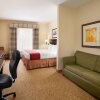 Отель Country Inn & Suites by Radisson, Albany, GA, фото 24