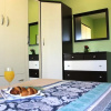 Отель Schöne Ferienwohnung mit Terrasse, Roses, фото 5