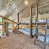 Отель Couple's Therapy 3 Bedroom Cabin, фото 16