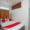 Отель OYO 17187 Urban Casa, фото 6
