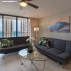 Отель Newly Remodeled Corner Unit at the Waikiki Banyan with Diamond Head Views by Koko Resort Vacation Re, фото 6