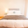 Отель Spacious Riverside Flat for 4 in Stratford, фото 8